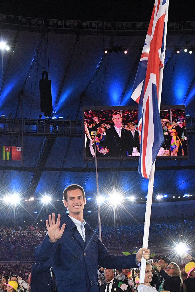Britain's flag bearer Andy Murray leads the delegation  during the opening ceremony of the Rio 2016 Olympic Games at the Maracana stadium in Rio de Janeiro on August 5, 2016. / AFP / Leon NEAL        (Photo credit should read LEON NEAL/AFP/Getty Images)
