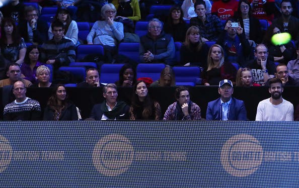 LONDON, ENGLAND - NOVEMBER 20:  (L-R)Woody Harrelson (L), Bastan Schweinsteiger (3rd L), Ana Ivanovic (C), Kevin Spacey (2nd R) and Gerard Pique (R) attend the Singles Final between Novak Djokovic of Serbia and Andy Murray of Great Britain at the O2 Arena on November 20, 2016 in London, England.  (Photo by Clive Brunskill/Getty Images)