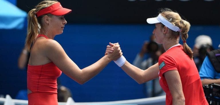 Makarova não disputa meias-finais da Fed Cup por causa de Sharapova