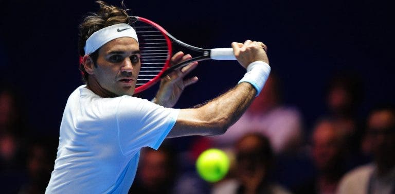 Federer bate Wawrinka no adeus à IPTL e Royals ainda sonham com a final