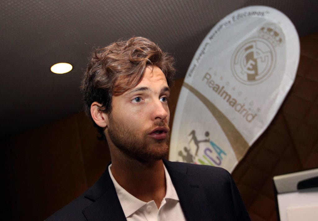 Tenista apoia instituiçao de Guimarães ligada à fundacao Real Madrid antes da Taca Davis