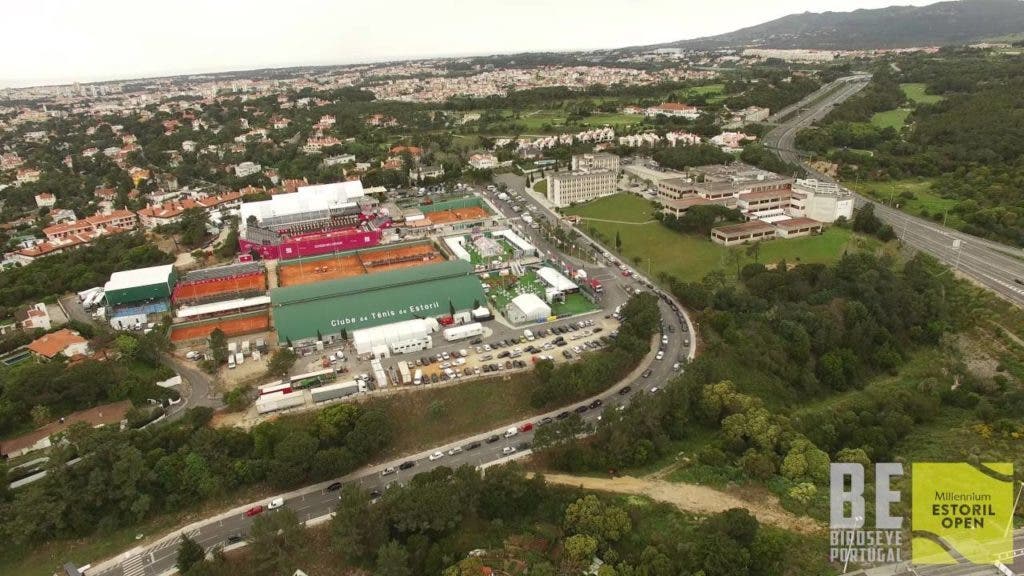 Vai um tour pelo Clube de Ténis do Estoril?