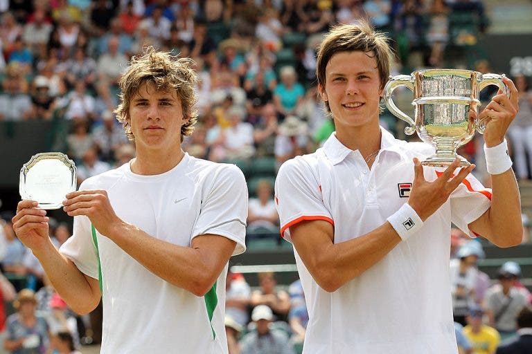 Ex-finalista de Wimbledon retira-se aos 23 anos