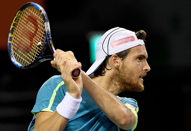 João Sousa encara ex-top 20 mundial na estreia em Paris