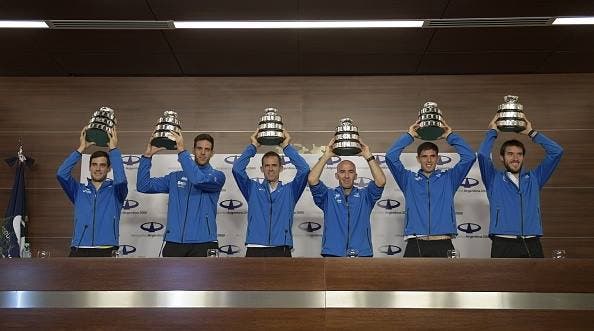 Campeões da Taça Davis recebidos em euforia na Argentina