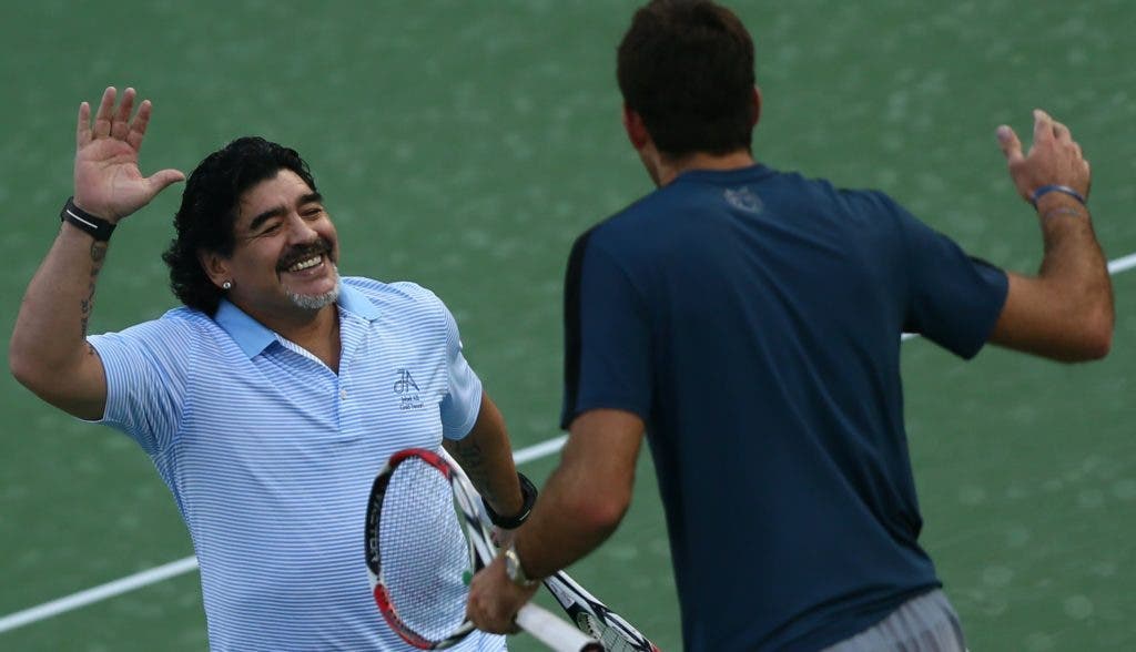 [Atualização] Adeus Maradona. Tenistas despedem-se do D10S argentino