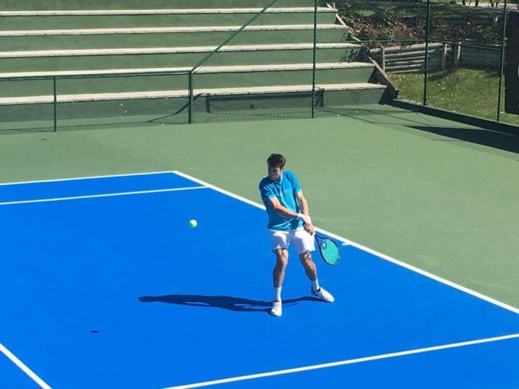 Nuno Deus é o primeiro português a passar à segunda ronda no Lisboa Racket Centre