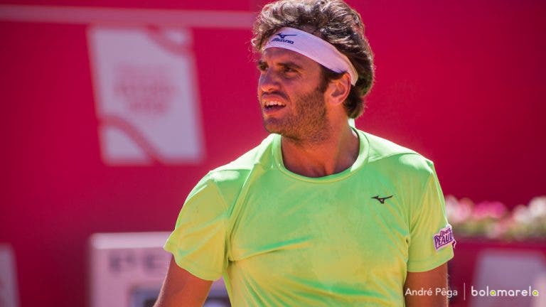 Jaziri vence na estreia em Roland Garros e dedica triunfo a uma pessoa muito especial