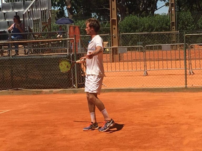 Tiago Cação fica pelo caminho na segunda ronda da qualificação do Lisboa Belém Open