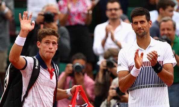 [Vídeo] Djokovic só parou de aplaudir Schwartzman depois do argentino abandonar o court