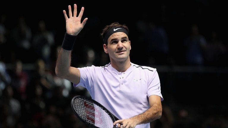 Federer: «Percebo que o Nadal queira jogar as Finals em terra batida mas estamos noutra fase da época»