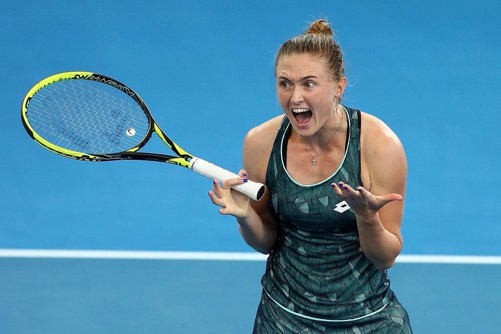 WTA 250 de Praga proíbe tenista russas e bielorrussas e até houve uma expulsa