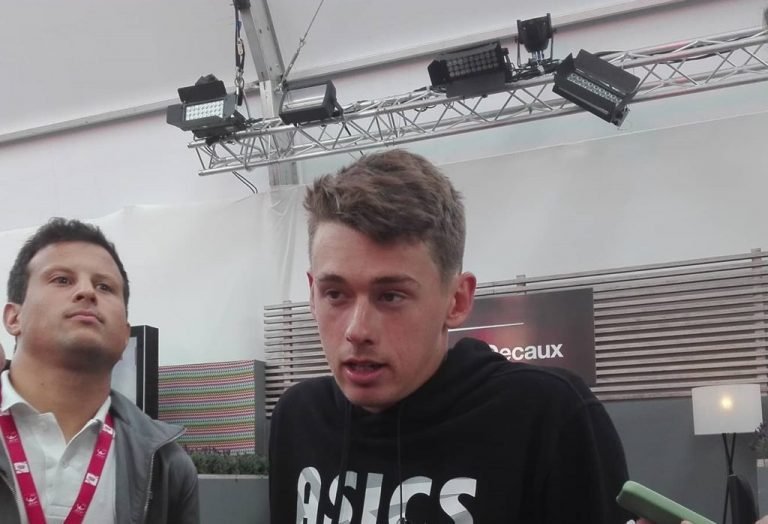 De Minaur mal pode esperar por jogar ao lado de Lleyton Hewitt: «Vai ser especial»