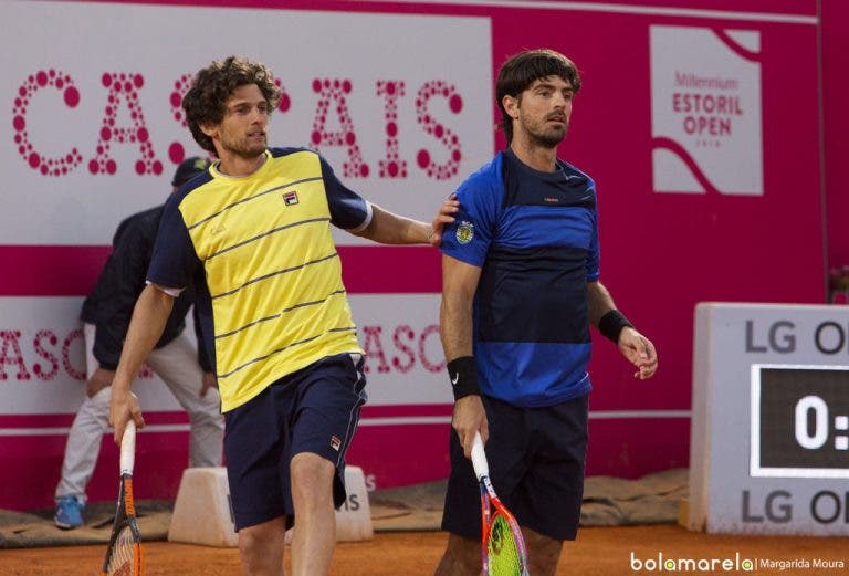 Gastão Elias e Pedro Sousa vencem Gonçalo Oliveira e Lammons rumo às ‘meias’