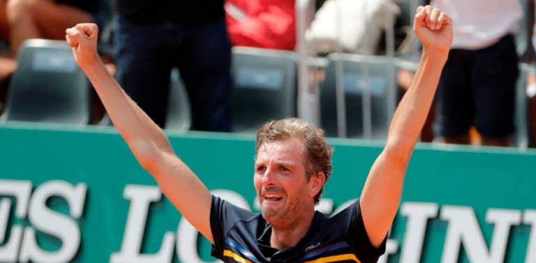 Benneteau em lágrimas: «Queria despedir-me de Roland Garros com uma vitória»