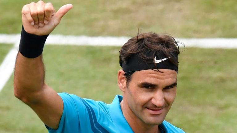 Intocável. Roger Federer soma 17ª vitória consecutiva em relva