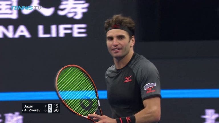 [VÍDEO] Jaziri protagoniza ponto inacreditável em Pequim