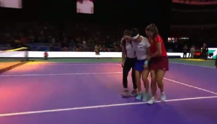 [VÍDEO] O bonito momento de desportivismo de Kasatkina na final de Moscovo