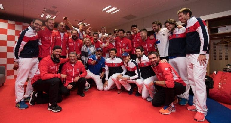 [FOTOS] Franceses foram ao balneário croata e celebraram com os campeões