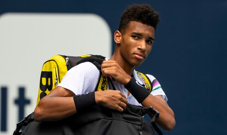 Auger Aliassime desiste de Paris e das NextGen Finals de Milão
