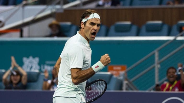 Federer dá pneu e despacha Anderson rumo às ‘meias’ em Miami