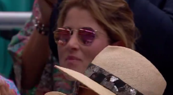 [VÍDEO] Federer não esquece de Mirka e dos filhos no discurso da vitória