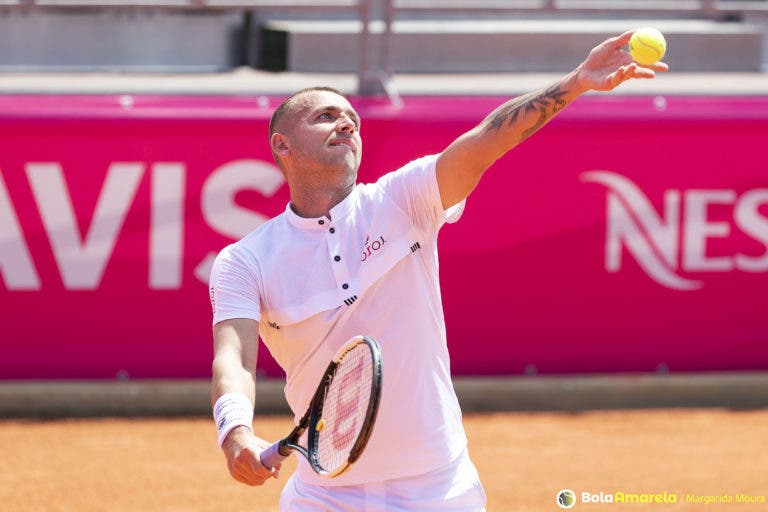 Evans ‘condena’ Djokovic e o Adria Tour: «Foi um mau exemplo»