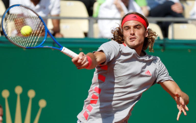 Tsitsipas entra a vencer e marca duelo com o “amigo” Medvedev nos oitavos de final em Monte Carlo