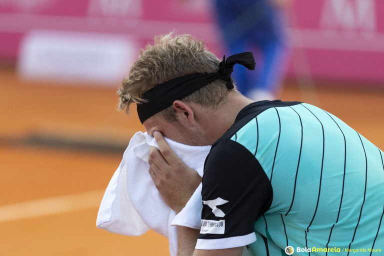 Davidovich Fokina testa positivo à Covid-19 e falha Australian Open