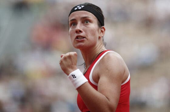 Sevastova salva cinco match points e vence batalha épica com 11-9 no 3.º set rumo aos oitavos em Roland Garros
