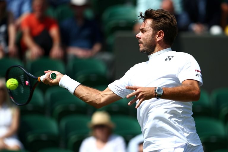 Wawrinka entra com triunfo tranquilo em Wimbledon; Finalista de 2018 também se estreia com vitória fácil
