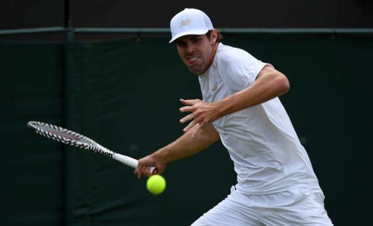 Gigante Opelka ultrapassa Wawrinka em titânico 5.º set e avança para a 3.ª ronda de Wimbledon