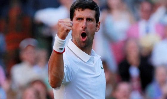 Djokovic arrasa rumo à 36.ª meia-final de Grand Slam da carreira