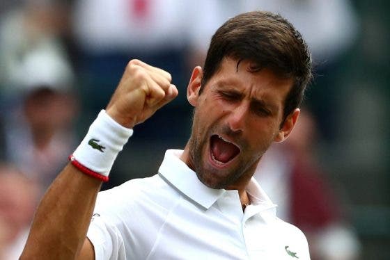 Djokovic supera Federer e torna-se no 2º jogador da história com mais semanas no topo numa só década