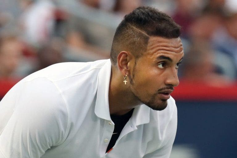 Navratilova e Courier falaram de Kyrgios e o australiano não gostou: «Pessoas irrelevantes na minha vida»