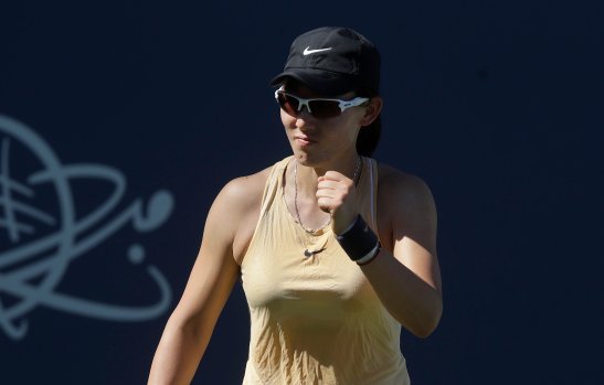 Zheng bate Sabalenka e conquista em San Jose o primeiro título da carreira