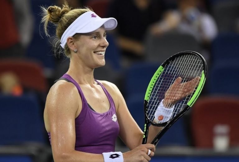 Riske derrota Kvitova e alcança final mais importante da carreira em Wuhan