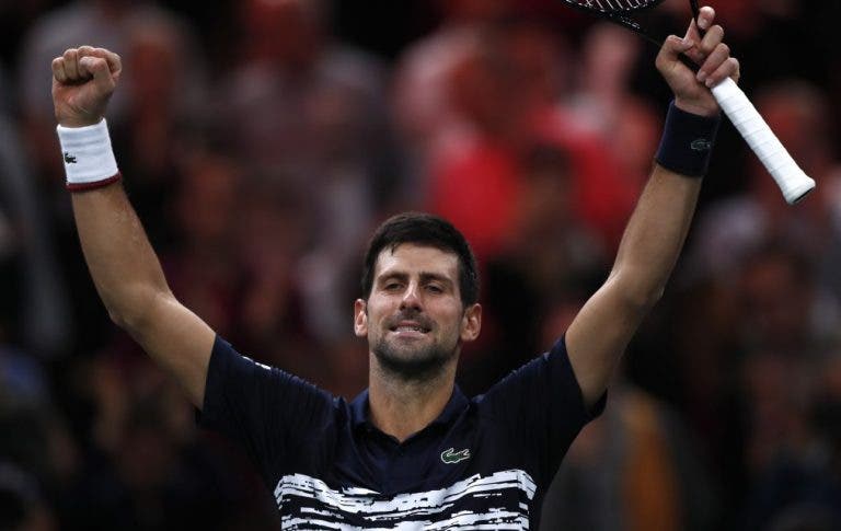 [VÍDEO] O momento em que Djokovic conquistou o quinto título da carreira em Paris-Bercy
