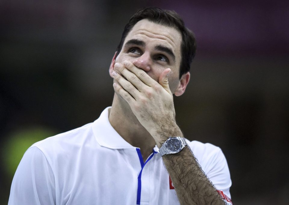 Federer crying
