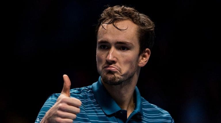 Medvedev discorda de Thiem e Nadal: «Eu gosto das bolas, para mim são boas»