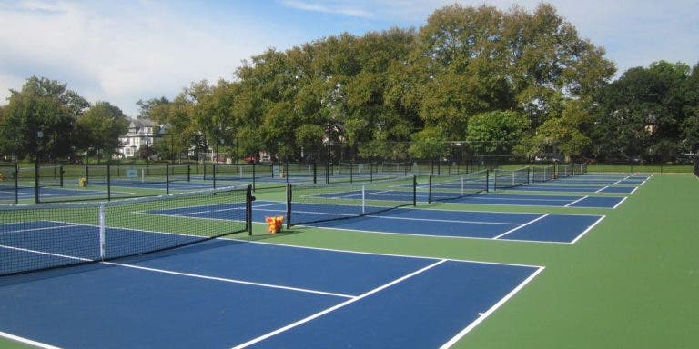 “Vamos parar”: Federação Americana desaconselha a prática de ténis