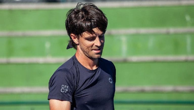 Elias está na final do Porto Open e fica à espera de Borges