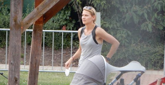 Recém-mamã, Safarova volta à ação como treinadora em Praga