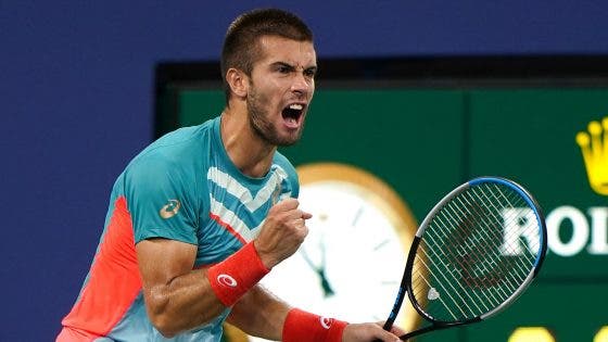 Coric vence Opelka e regressa às meias-finais de S. Petersburgo um ano depois
