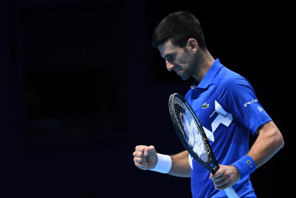 djokovic-meias