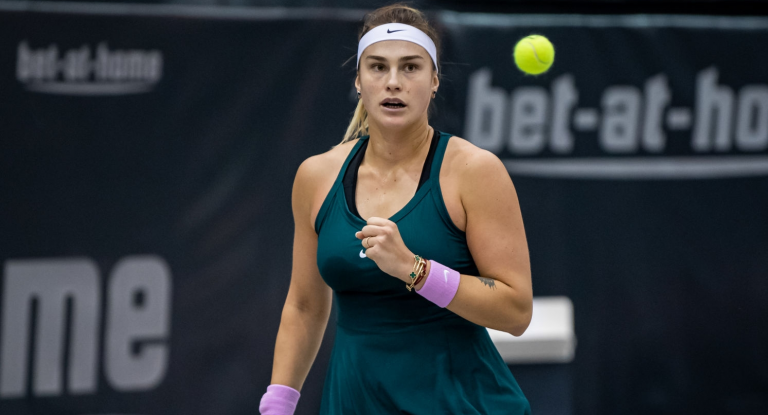 Sabalenka fecha época com 9 vitórias e 2 títulos seguidos e tira Serena do top 10