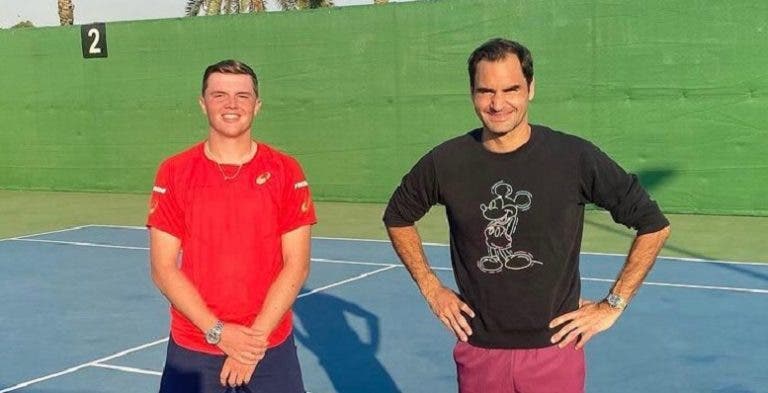 Treinador de Stricker destaca importância de Federer: «Motiva muito para jogar»