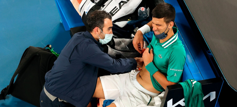 Lesão mete travão: Djokovic pode não voltar a competir… até à terra batida