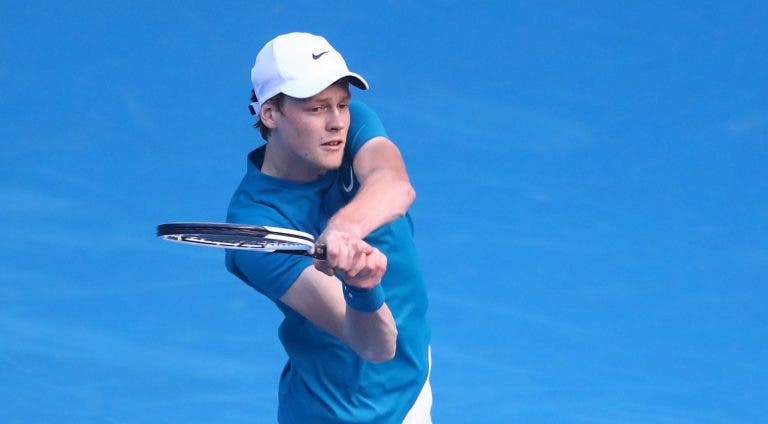 Djokovic tinha razão? Miúdos Sinner e Korda caem cedo em França
