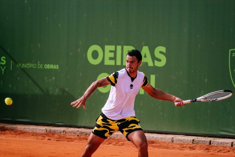 Gonçalo Oliveira supera Tiago Cação e está nas ‘meias’ do Oeiras Open